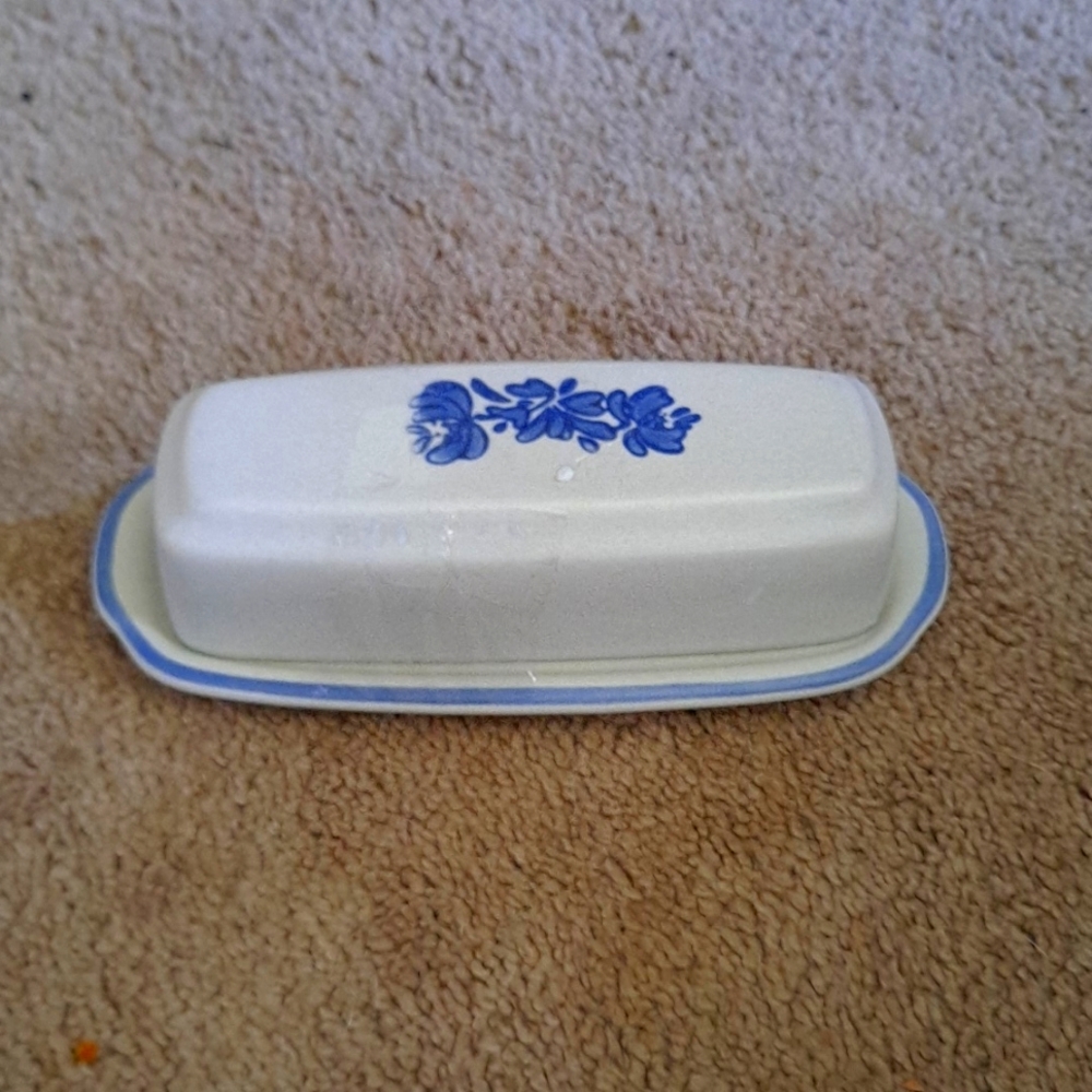 Butter dish